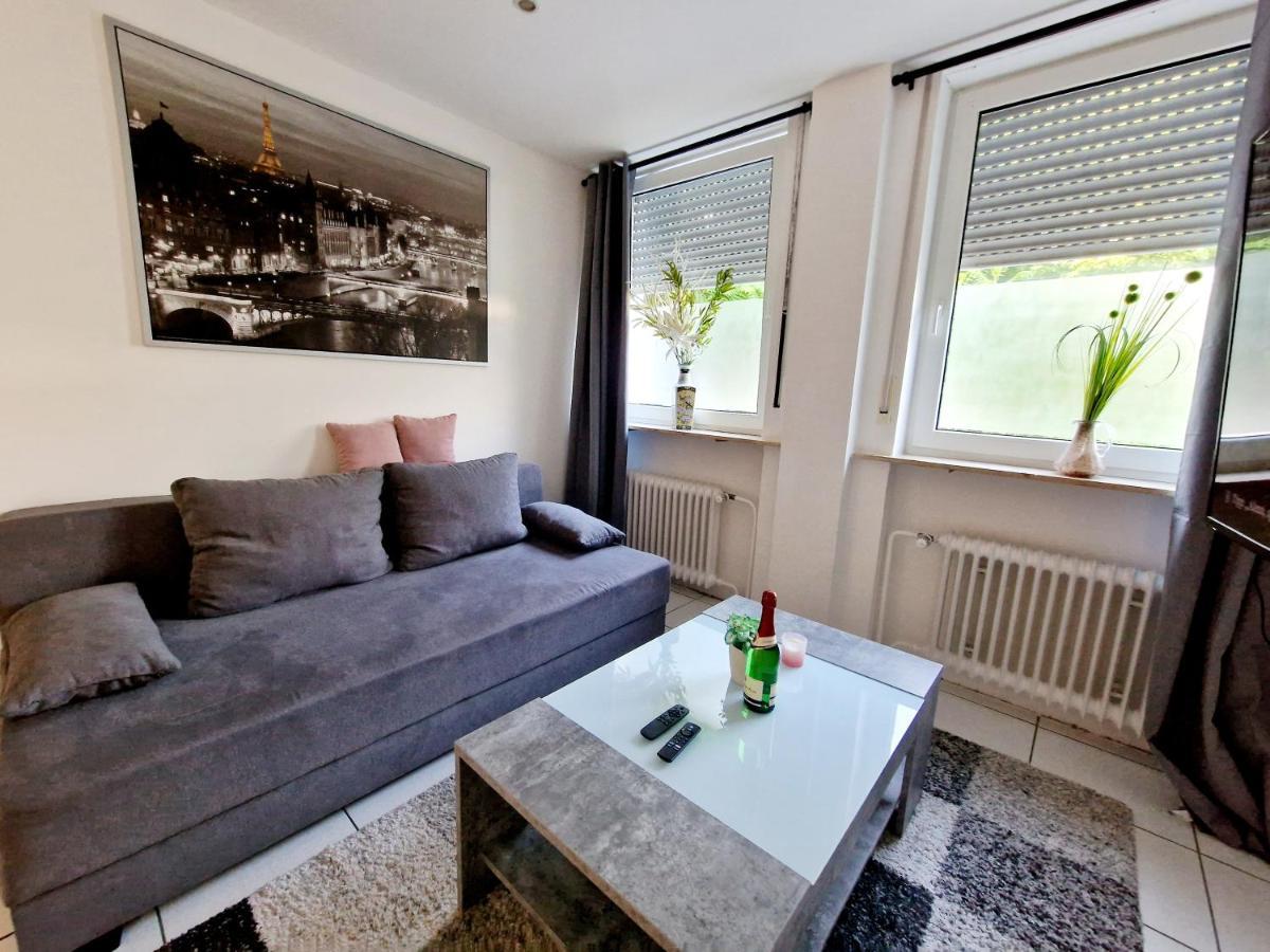 Gruppenfreundliches Apartment Herzogenaurach Exterior foto